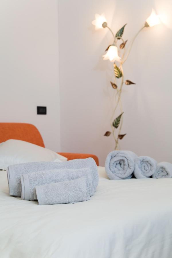 Appartamento Con Giardino E Parcheggio Privato Μπελάτζιο Εξωτερικό φωτογραφία